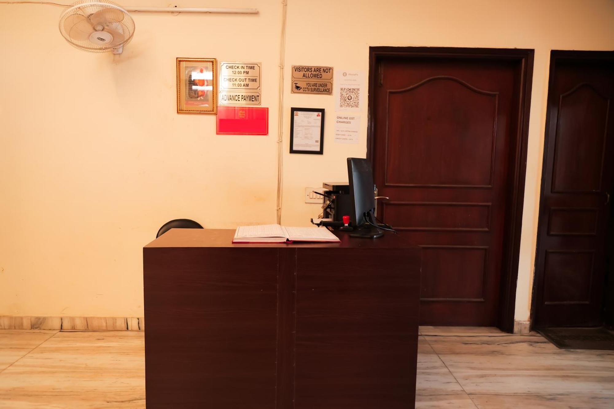 Hotel Green Villa - Near Anand Vihar Station Nueva Delhi Exterior foto